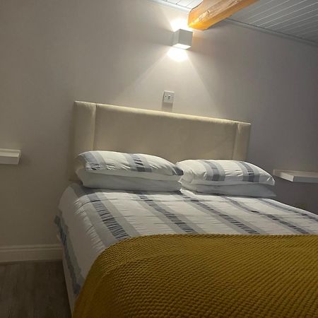 Ferry House Holidays New Ross Extérieur photo
