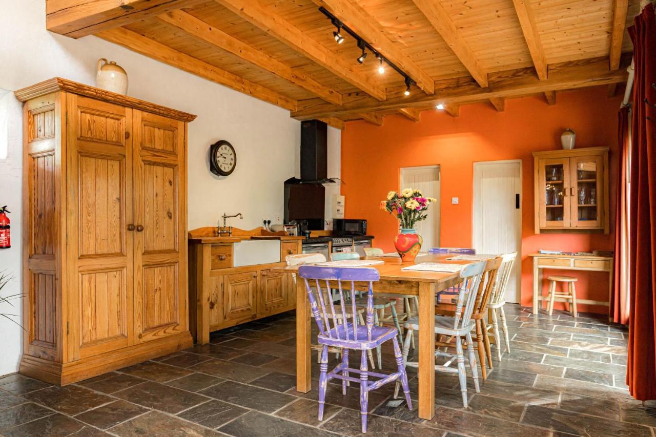 Ferry House Holidays New Ross Extérieur photo