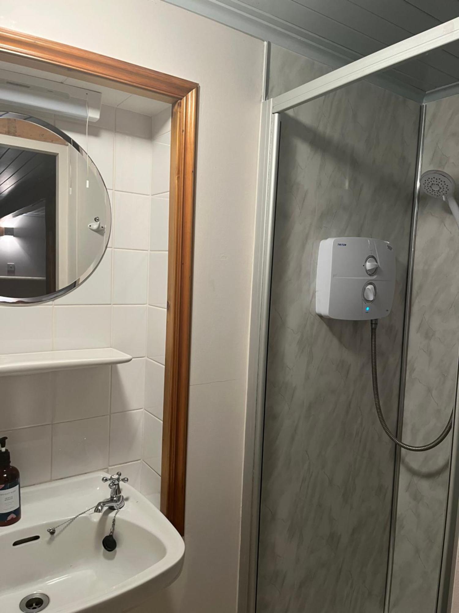Ferry House Holidays New Ross Extérieur photo